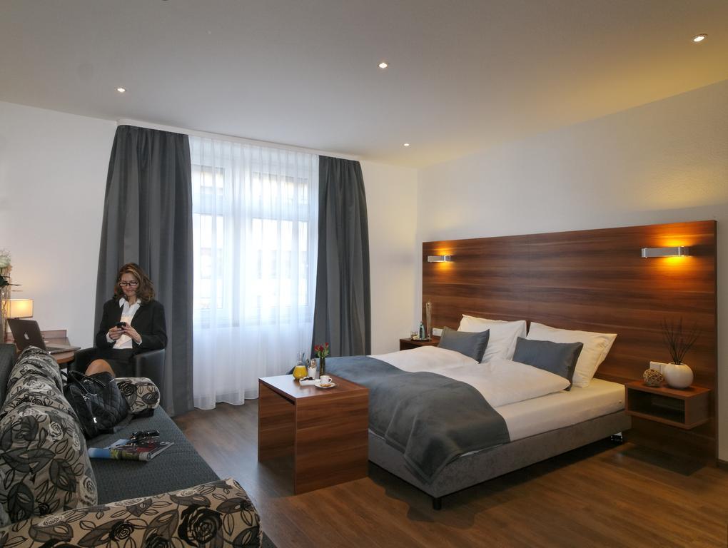 Schlotzeria Hotel I Café I Eis Grenzach-Wyhlen Habitación foto